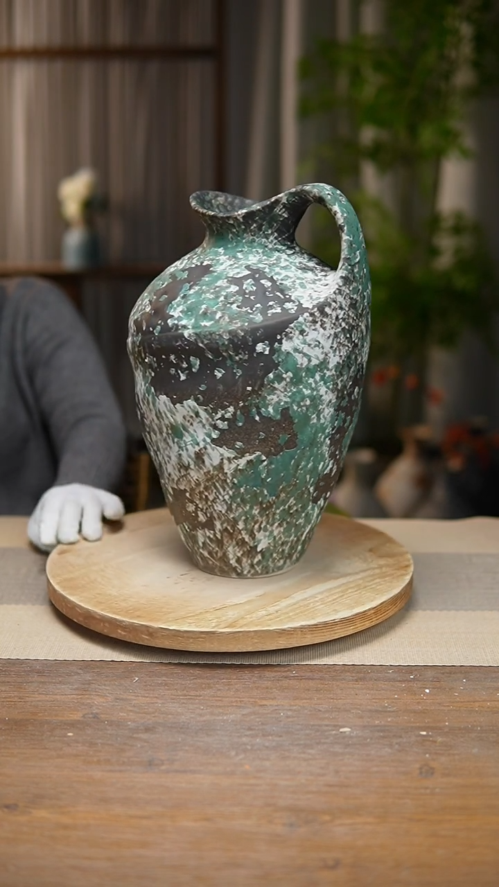 【闪购商品】陶瓷花器涂鸦绿奶壶