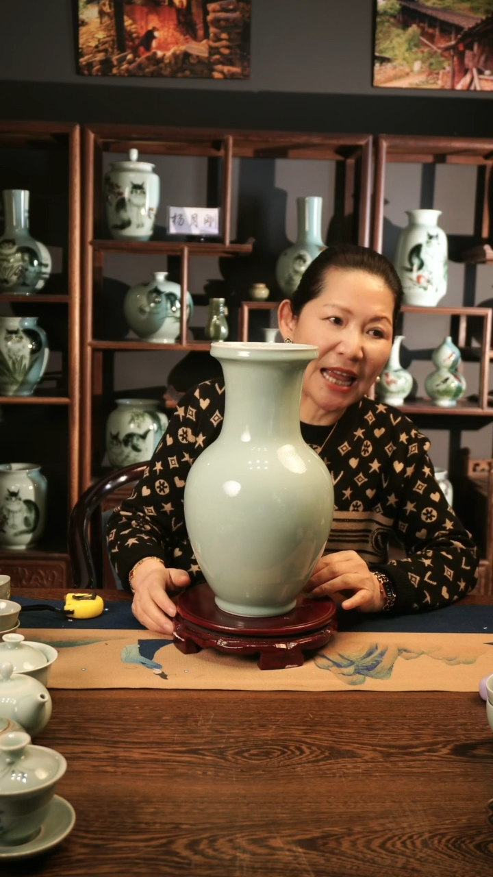 【闪购商品】纯手工 粉青 枇杷瓶