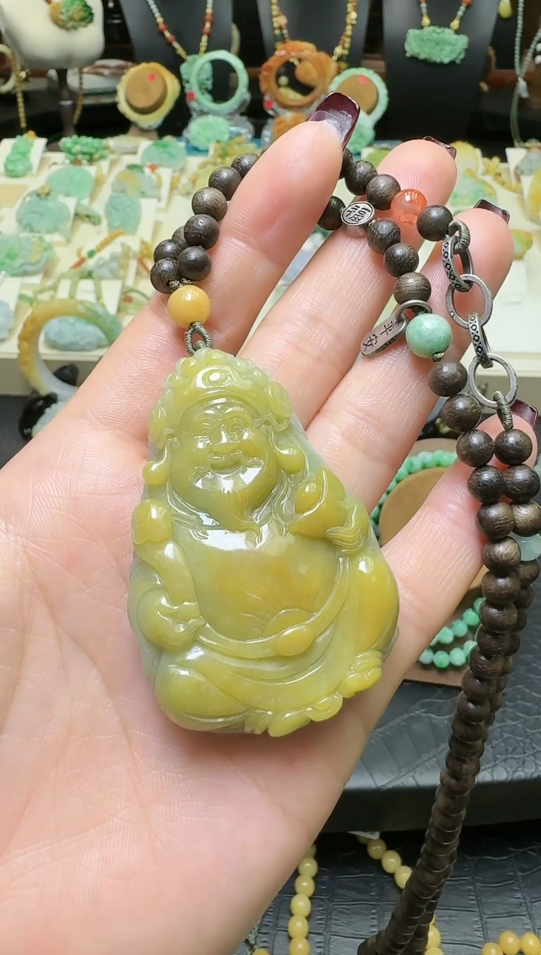 【闪购商品】翡翠颈饰未镶嵌特色黄加绿翡翠财神