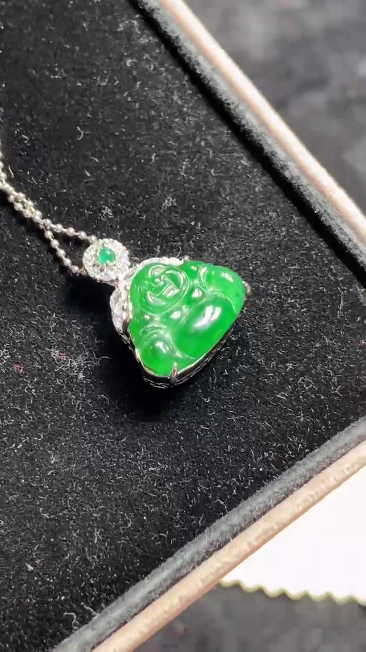 吊坠(赠链)未镶嵌翡翠吊坠111