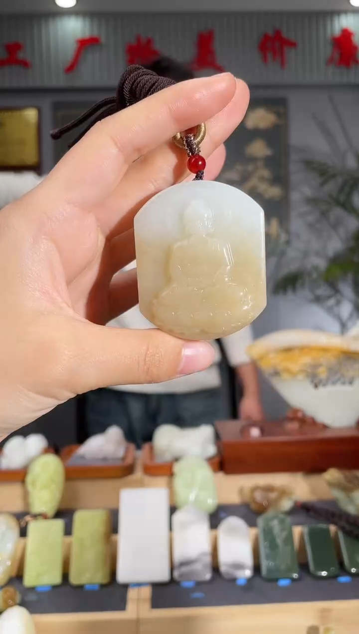 【闪购商品】和田玉颈饰未镶嵌拍一发一 多样性发货