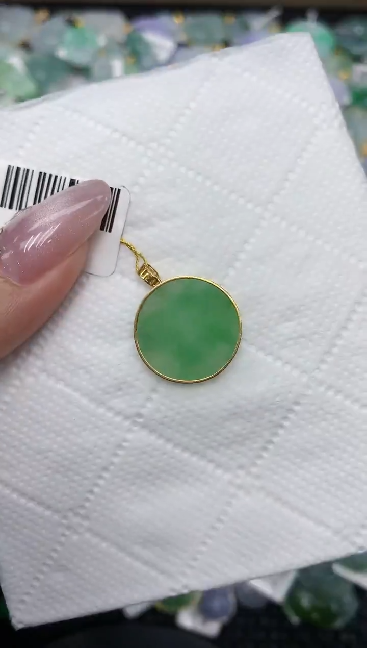 颈饰18K金镶嵌翡翠a货支持复检百元以上9元证书费自理