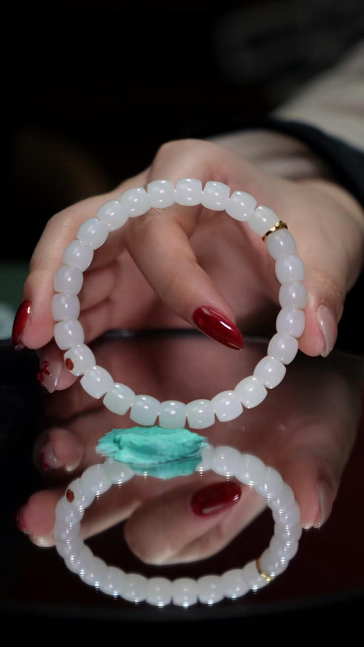 18K金镶嵌和田玉挂件27.5克禅韵系列俄芭莎手串卡8mm