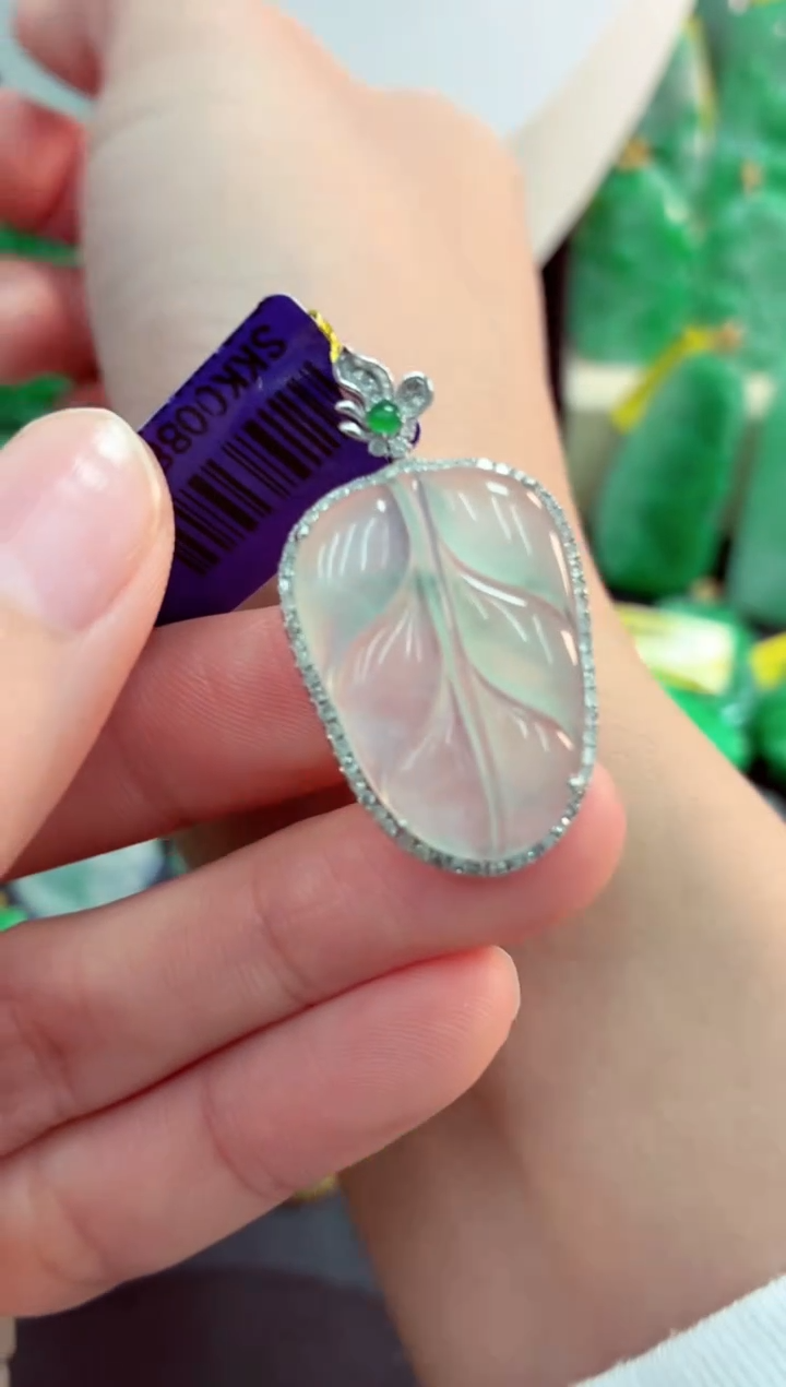 吊坠(不含链)18K金镶嵌翡翠天然缅甸翡翠A货