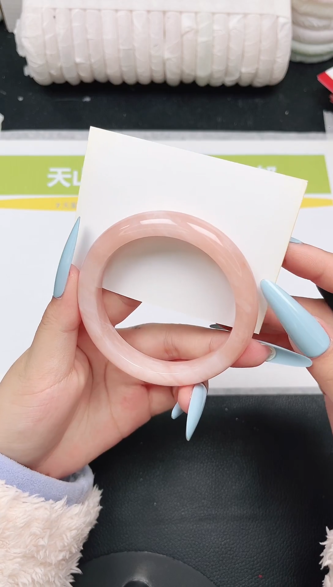 未镶嵌手镯石英质玉32-60-