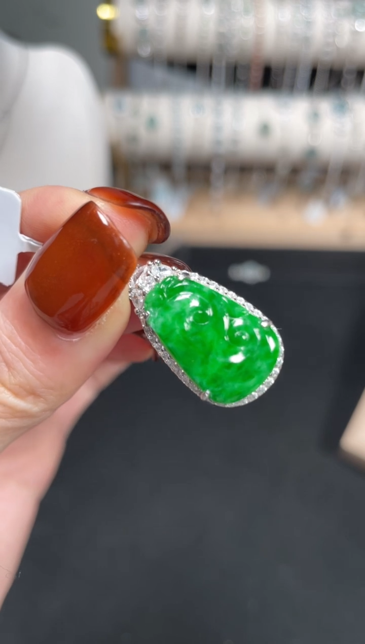 【闪购商品】翡翠颈饰银S925镶嵌11111