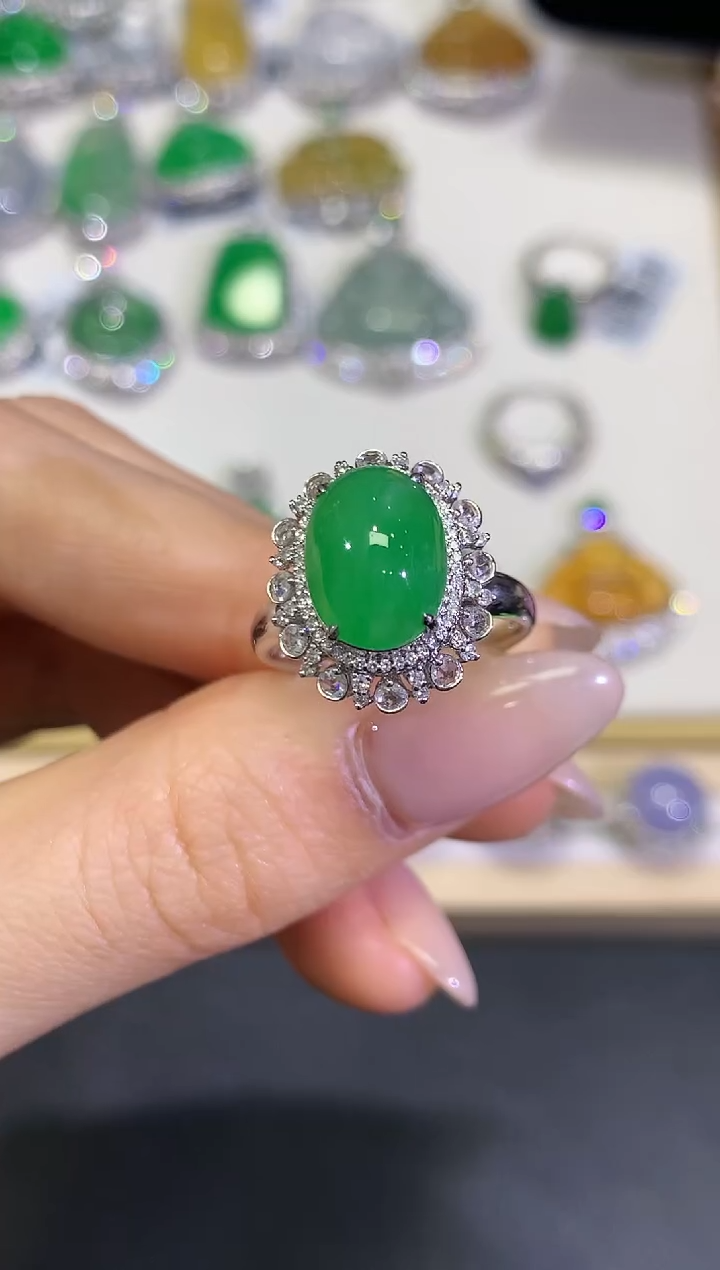 【闪购商品】翡翠颈饰18K金镶嵌团购28