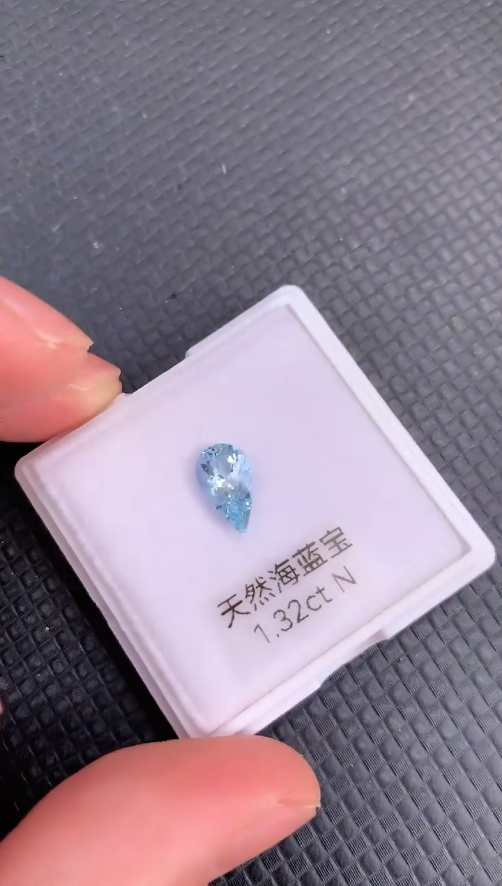 【闪购商品】海蓝宝石裸石未镶嵌天然圣玛利亚色海蓝宝石