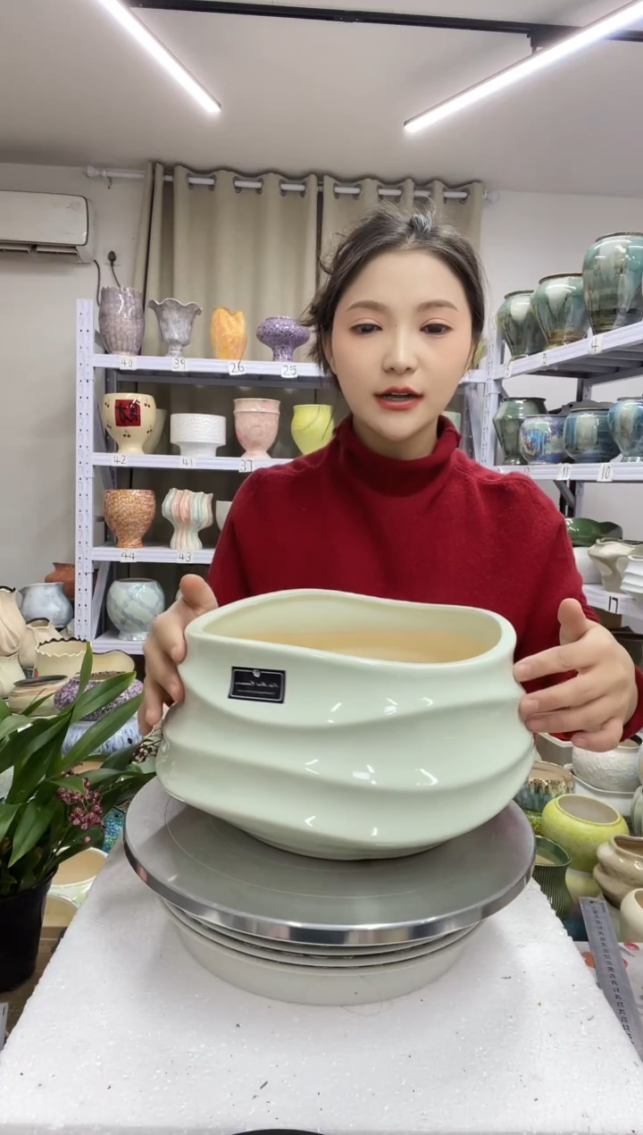 【1.3】花盆尺寸高：14 口：21