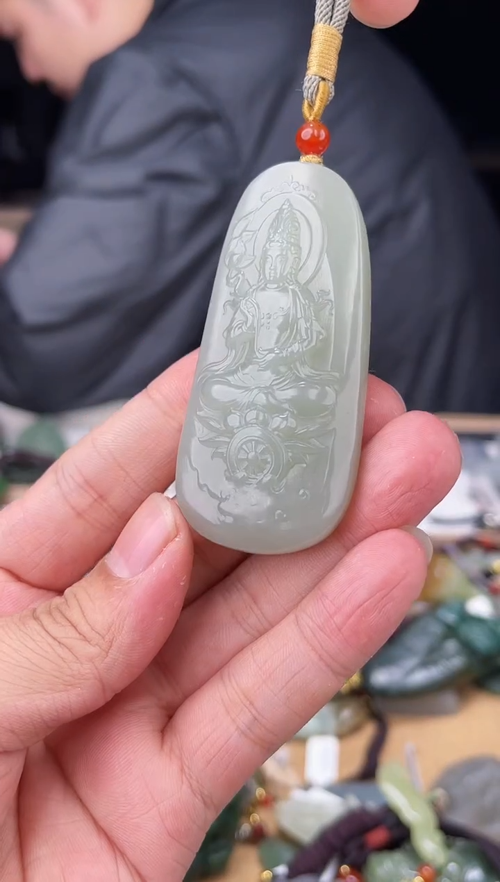 颈饰未镶嵌和田玉戒****！1