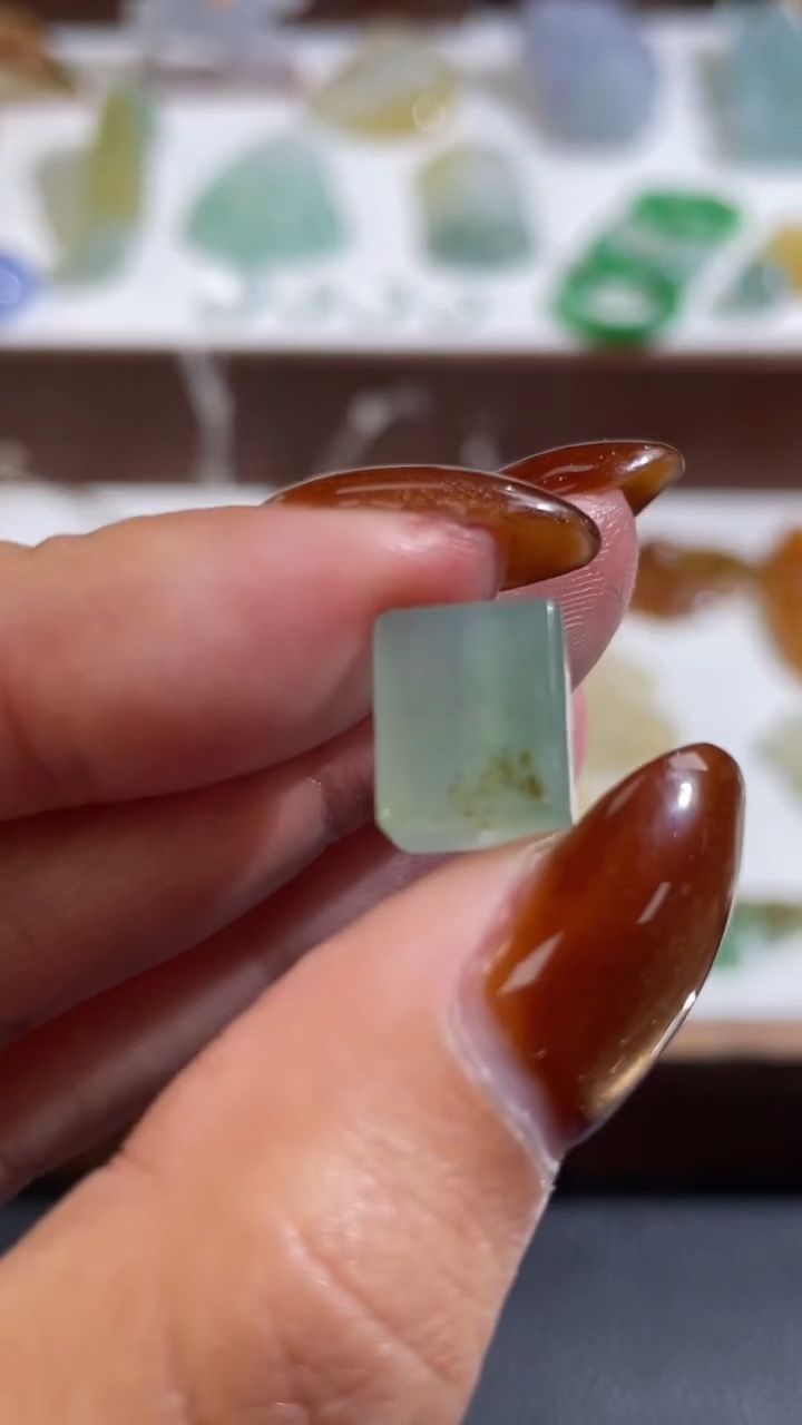 【闪购商品】定制翡翠未镶嵌方糖99