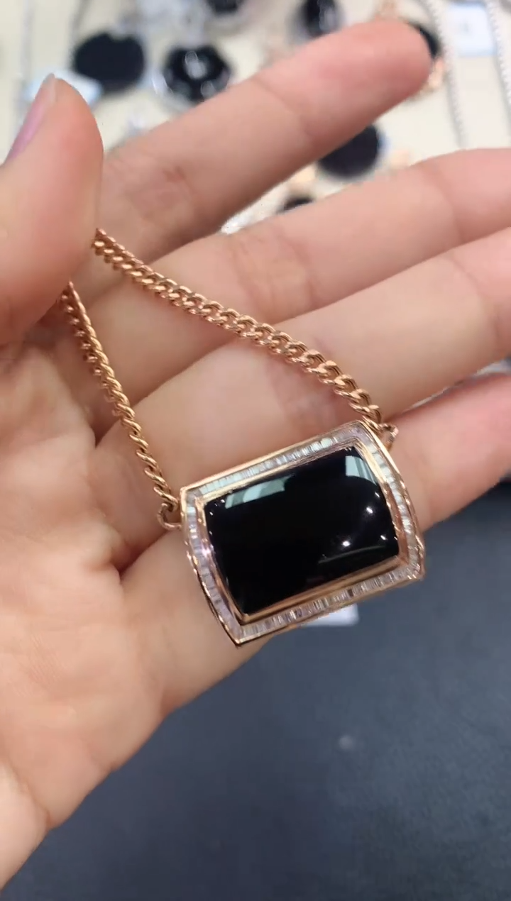 【闪购商品】翡翠吊坠(不含链)18K金镶嵌D86不退换