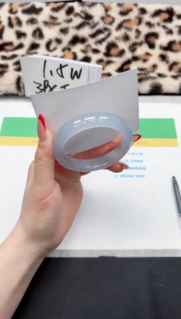 【闪购商品】石英质玉手镯未镶嵌343-56.3