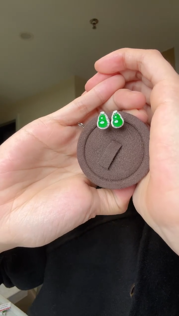 【闪购商品】翡翠耳钉18K金镶嵌天然翡翠耳钉