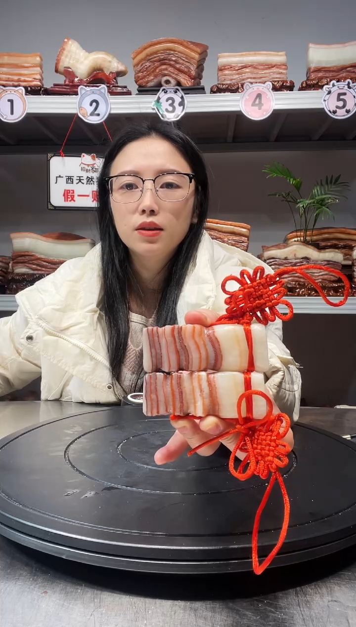 【闪购商品】天然石材柳州猪肉石