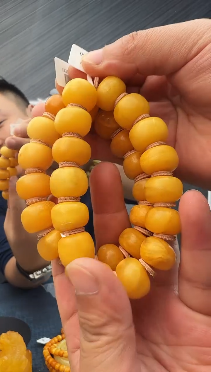 蜜蜡未镶嵌珠宝奇石假一罚十42，多样性发其一