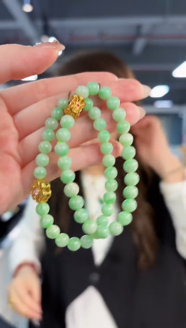 【闪购商品】翡翠手串未镶嵌缅料A货/多样性发货/一件