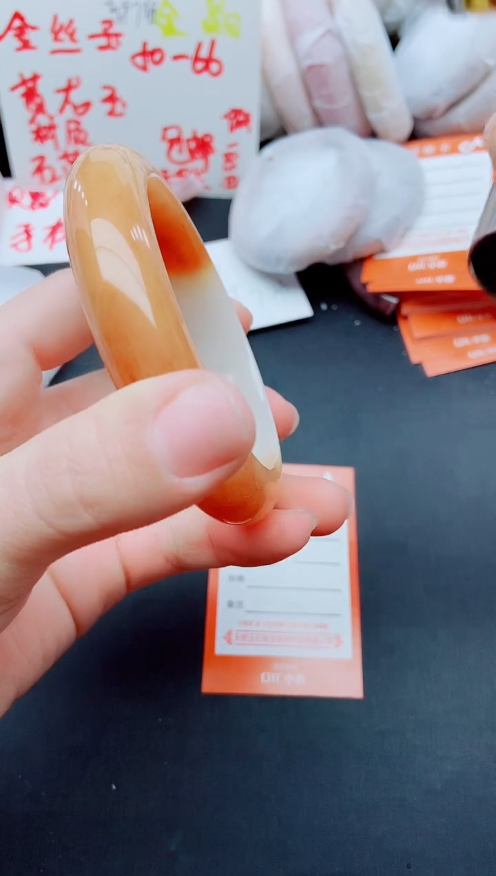 【闪购商品】石英质玉手镯未镶嵌O114+63-64