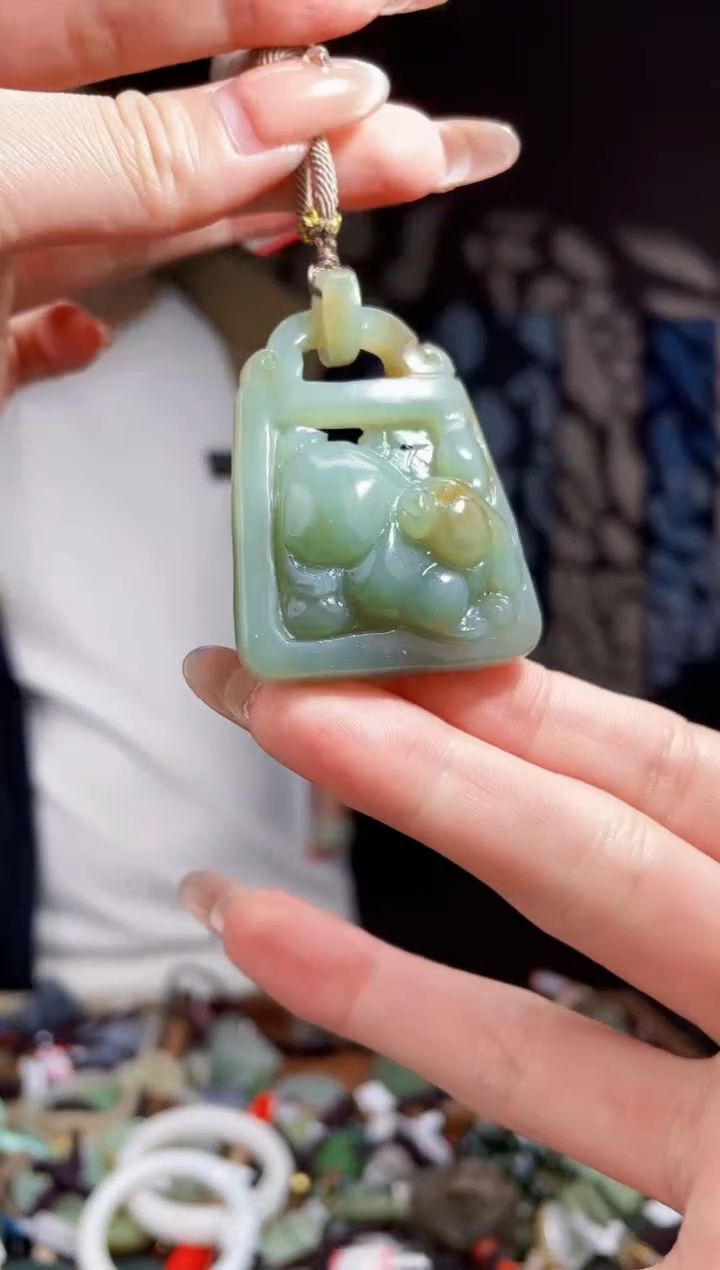 【闪购商品】和田玉颈饰未镶嵌拍一发一