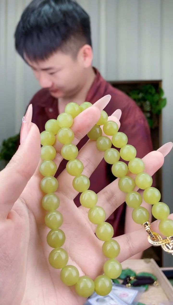 和田玉未镶嵌挂件拍一发一，多样性发货