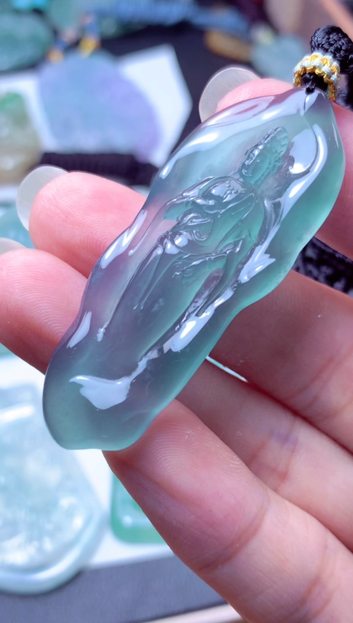 颈饰未镶嵌翡翠天然A货翡翠