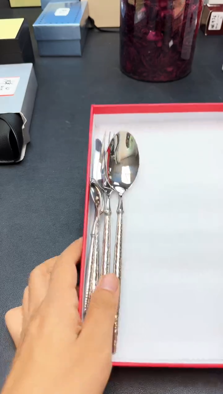 瓷片全新正品一件不留@@H1871