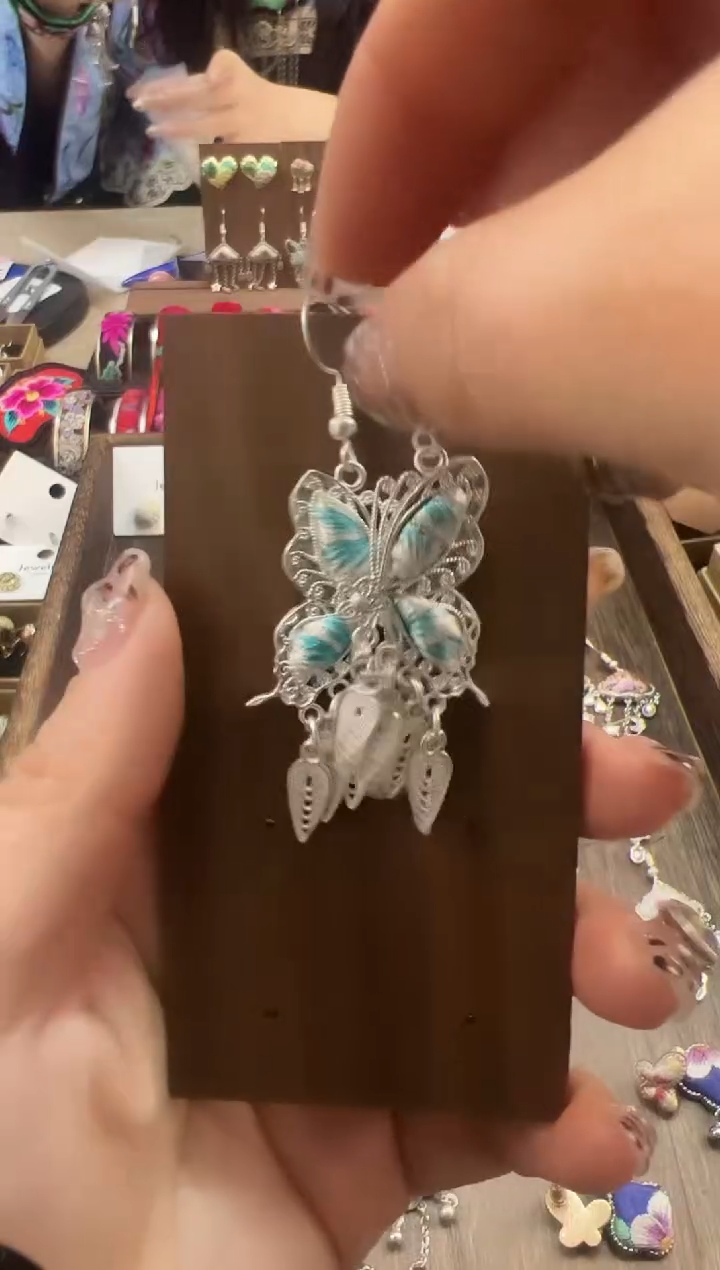 【闪购商品】织绣民族风老绣饰品337