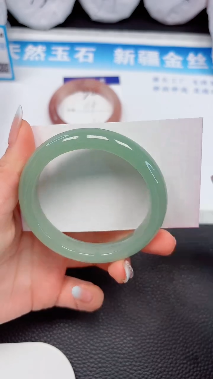 【闪购商品】石英质玉未镶嵌手镯31