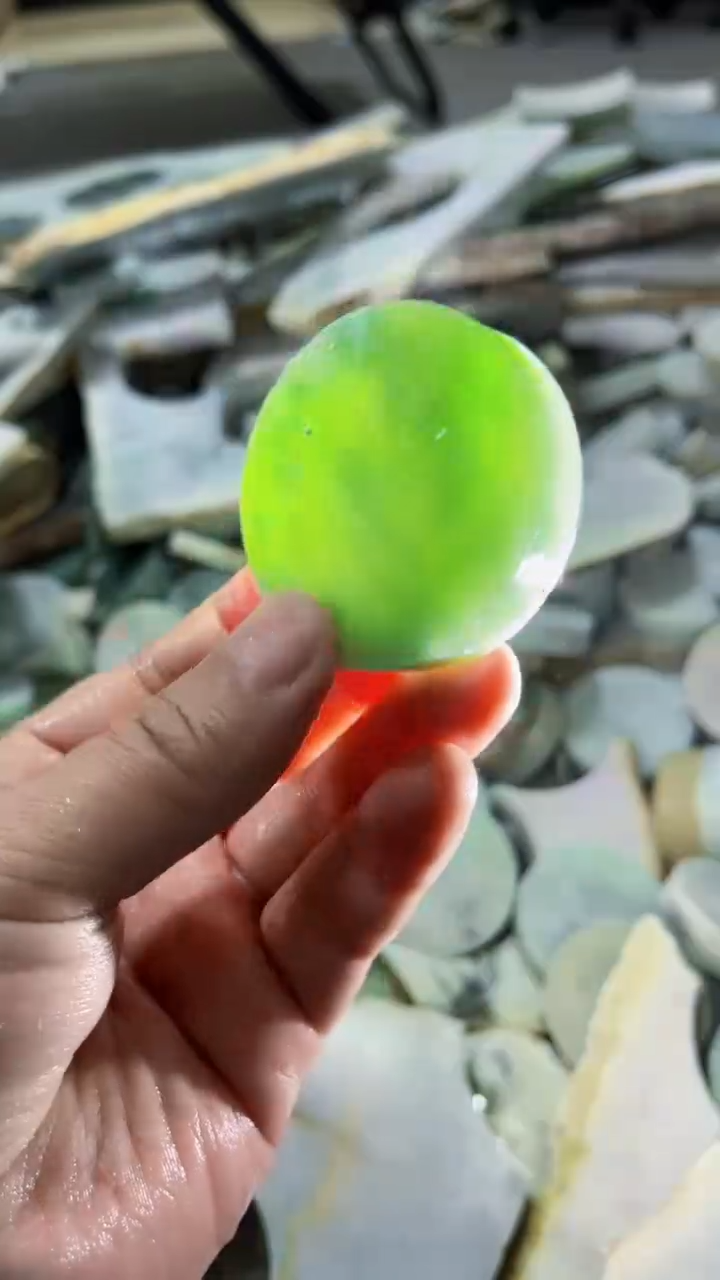 【闪购商品】翡翠挂件未镶嵌A货康壹116