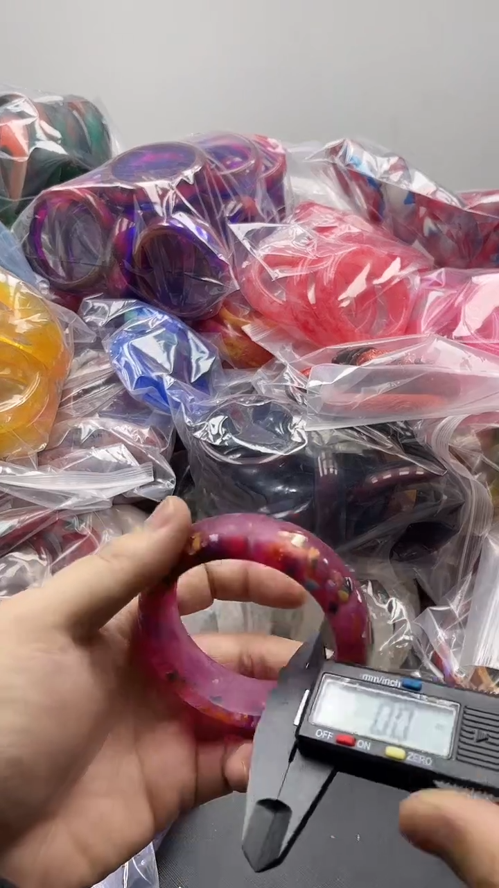 【闪购商品】硅化珊瑚手镯未镶嵌228