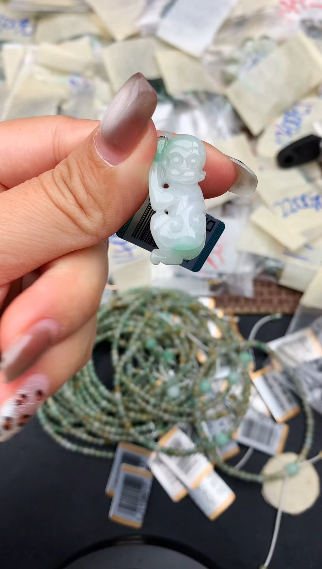 未镶嵌挂件翡翠—