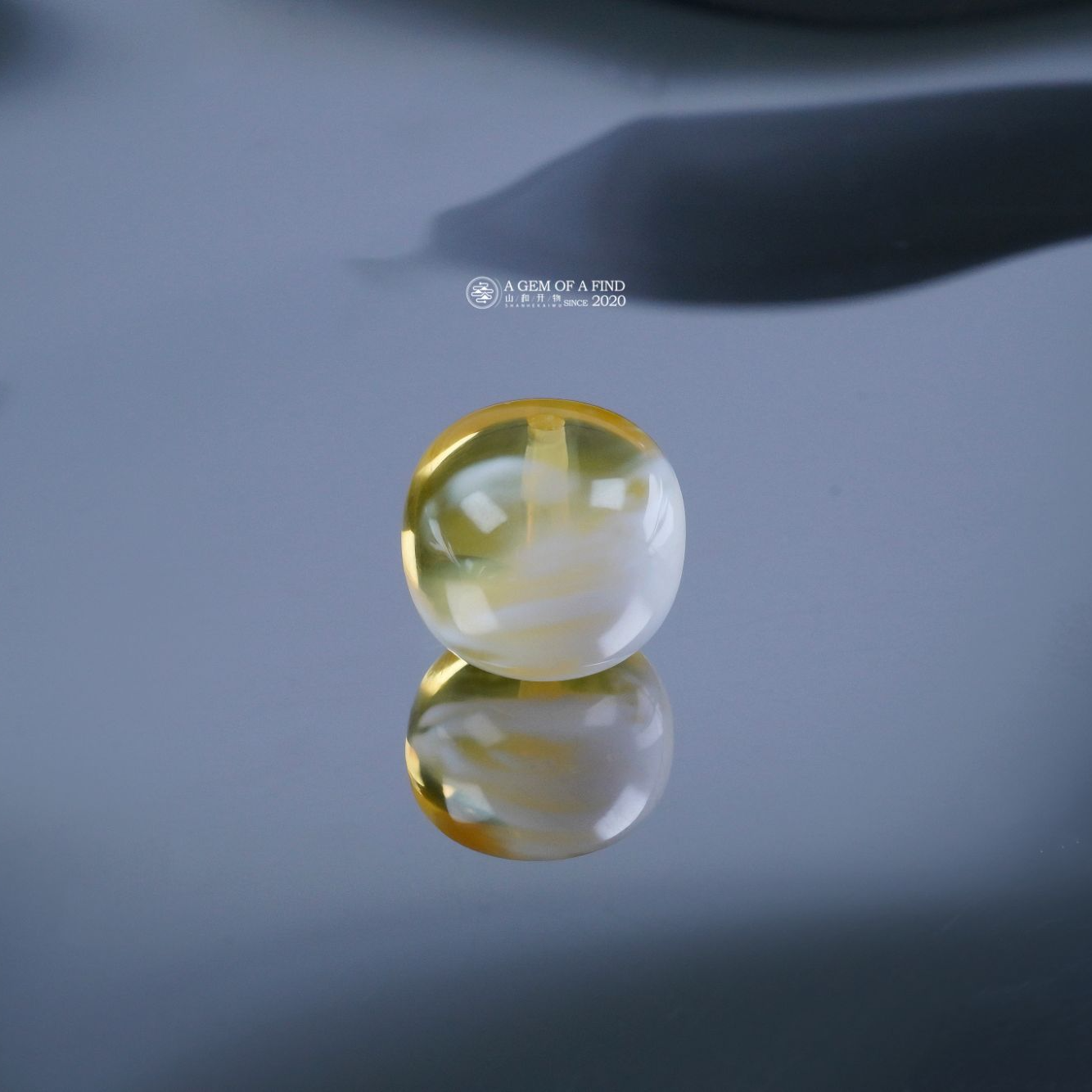 山和开物｜9.8mm漆瓷白顺纹溶洞润度佳老型文玩配饰 天然琥珀蜜蜡