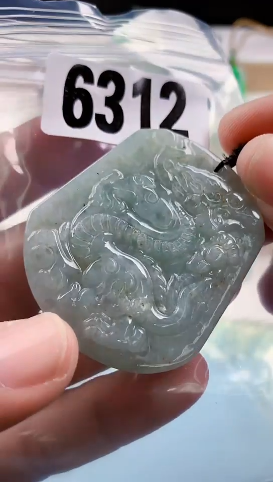 【闪购商品】翡翠挂件未镶嵌天然翡翠吊坠挂件