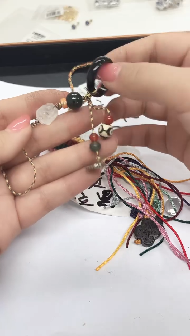 【闪购商品】水晶挂件未镶嵌水晶挂件 多样性发三 瑕疵