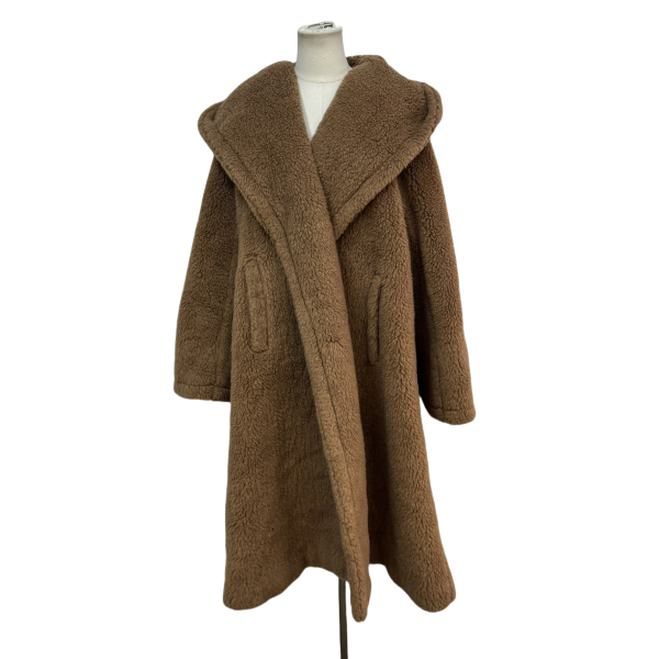 妃鱼/麦丝玛拉/骆驼绒/大衣/95新/z零一三零