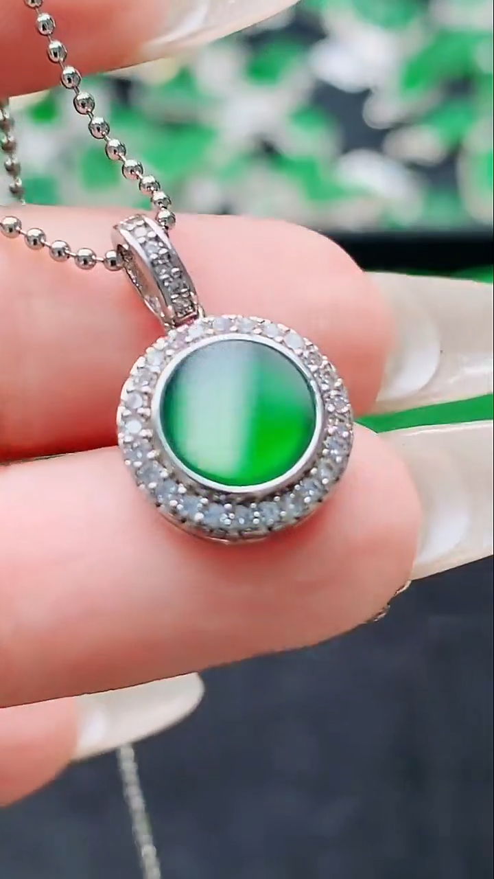 未镶嵌挂件翡翠天然翡翠