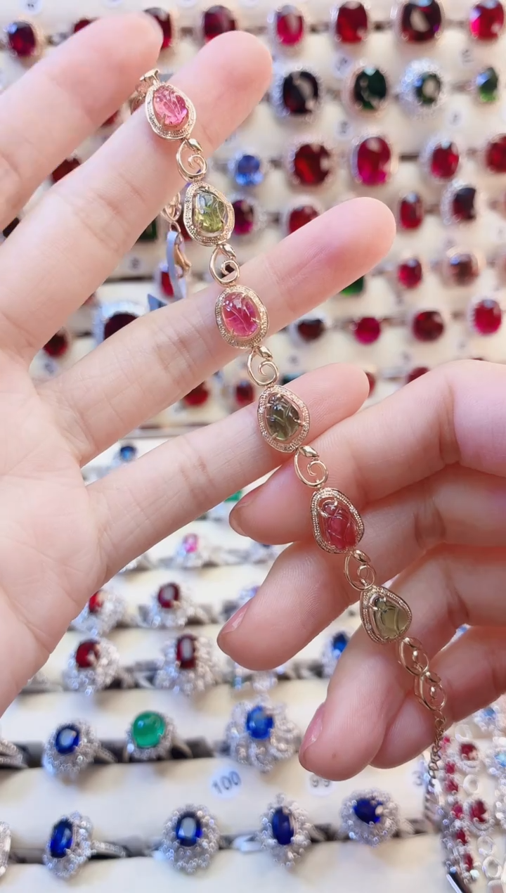 18K金镶嵌手链碧玺天****！1