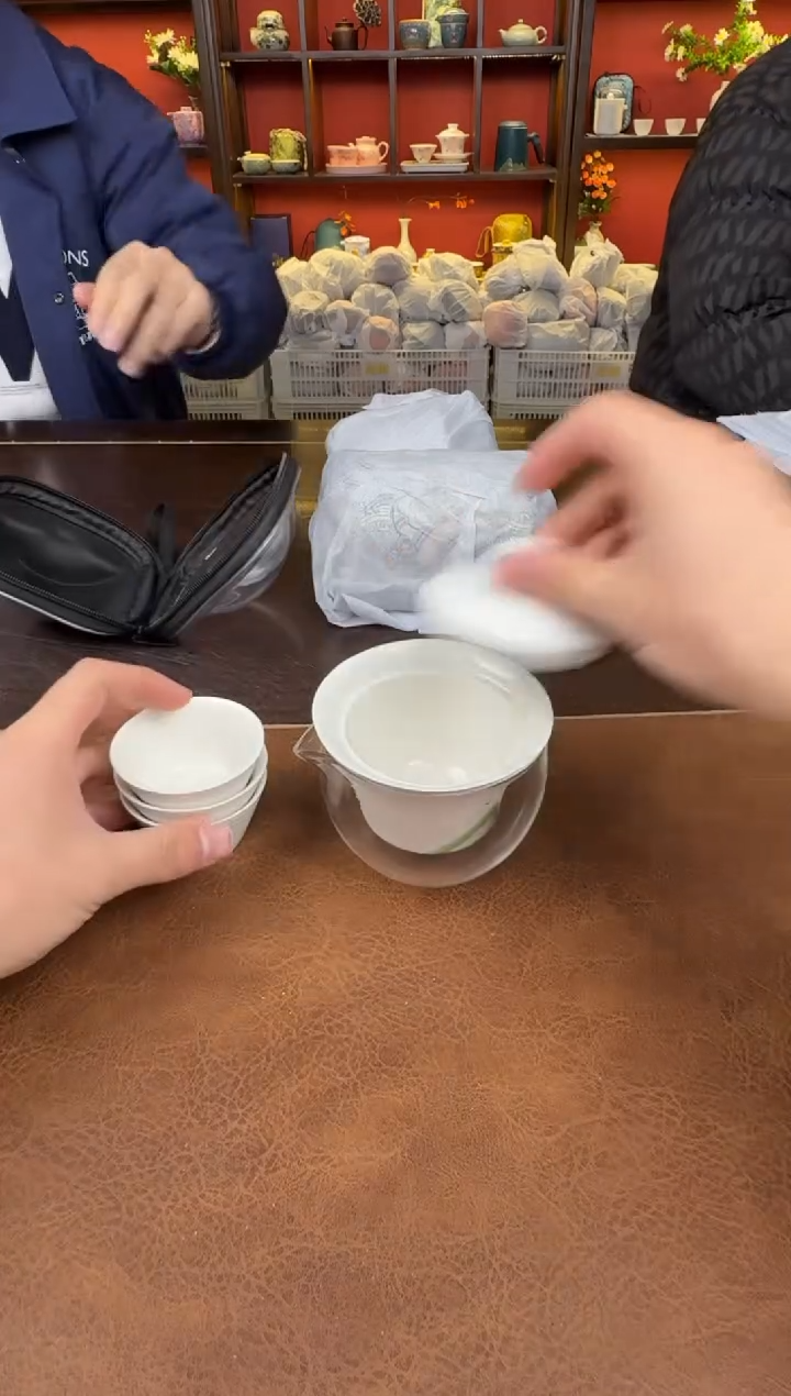 【闪购商品】山水盖碗1111111111111