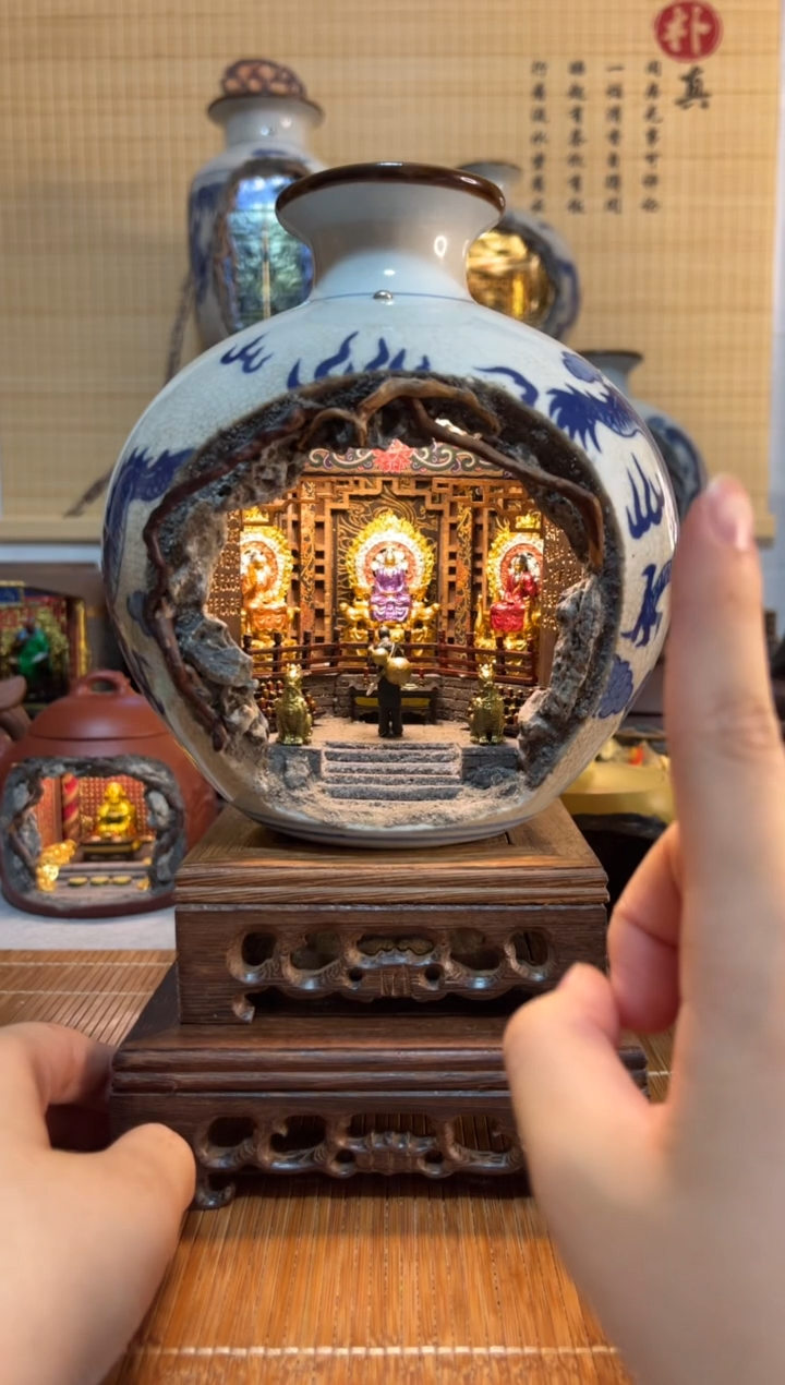 陶瓷中*流青花瓷三清款