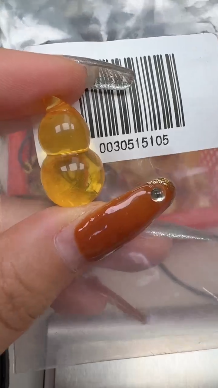 裸石琥珀未镶嵌如图