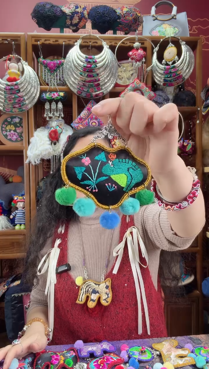 刺绣毛衣链22甜甜家