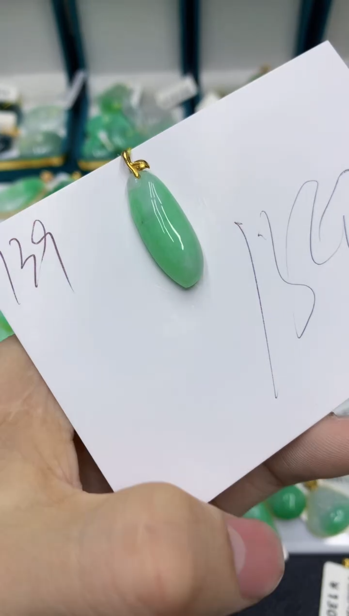 【闪购商品】翡翠颈饰18K金镶嵌号链接111111