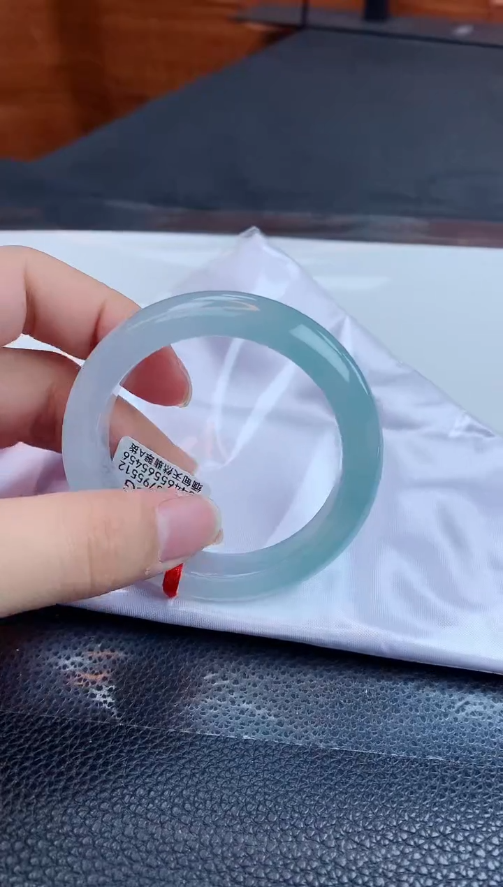 【闪购商品】翡翠手镯未镶嵌缅甸天然翡翠A货手镯