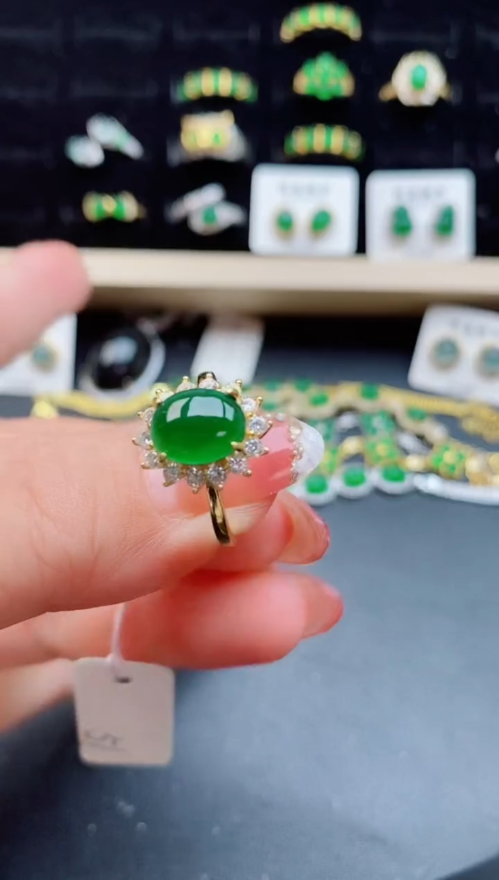 【闪购商品】翡翠戒指银S925镶嵌12121