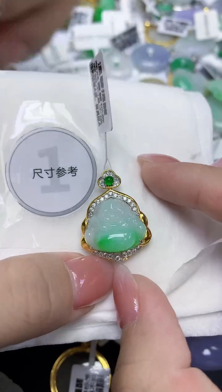 颈饰未镶嵌翡翠天然缅甸翡翠A货多样性发一件