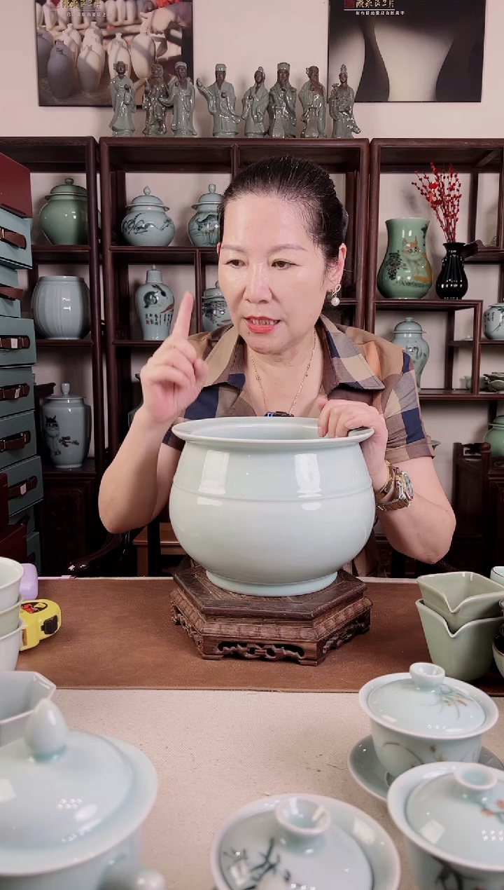 纯手工 粉青 风水缸