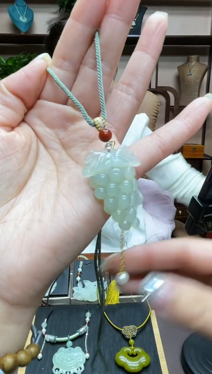 【闪购商品】岫玉吊坠未镶嵌·