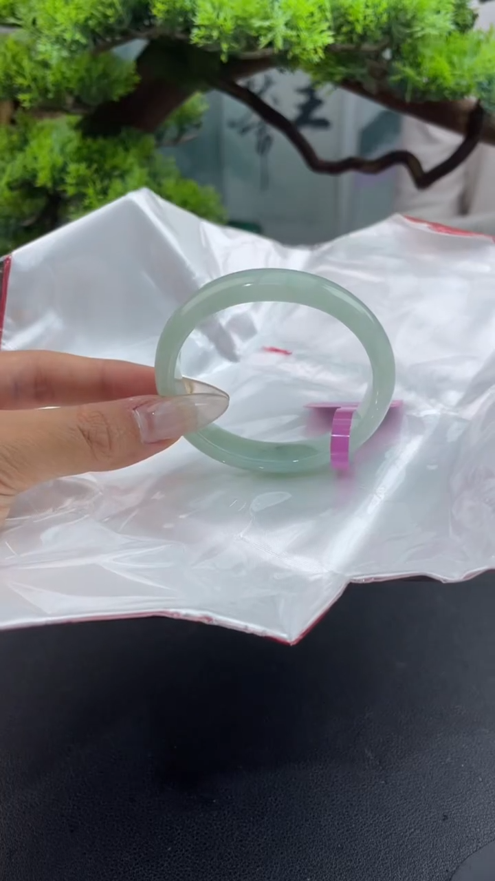 【闪购商品】翡翠手镯（贵妃镯）未镶嵌20翡翠手镯