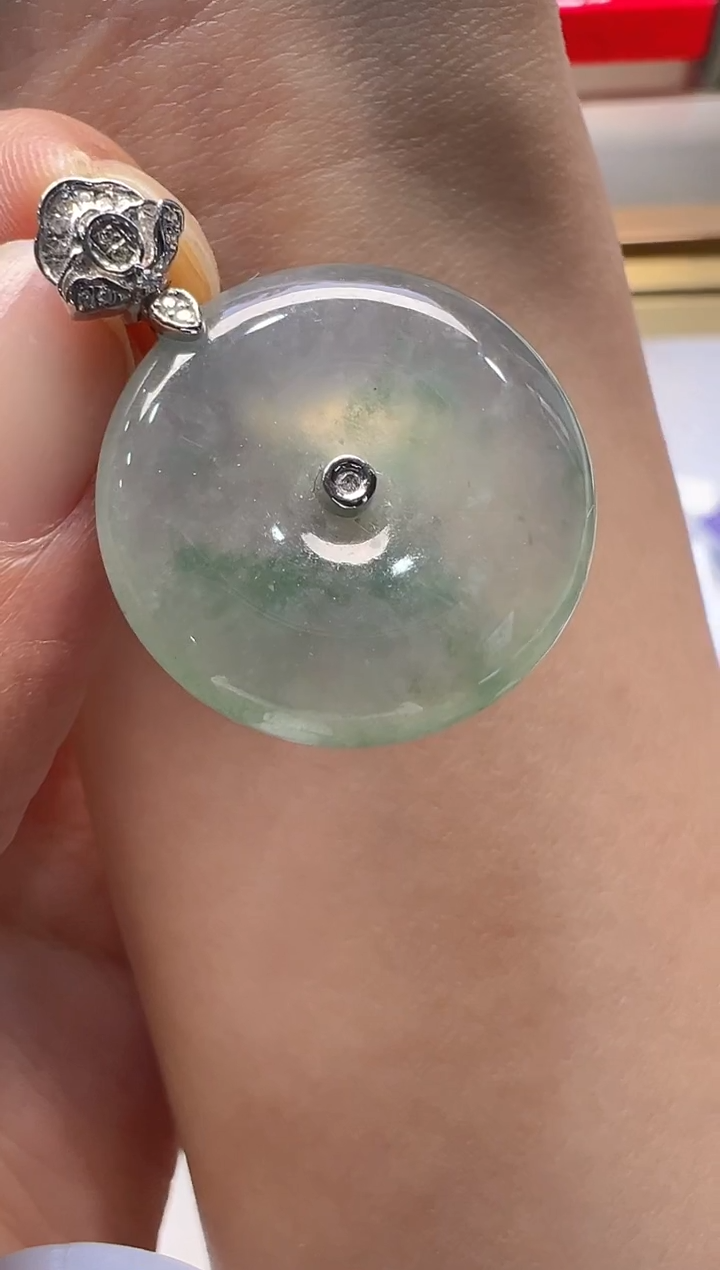 【闪购商品】翡翠吊坠(不含链)18K金镶嵌多样性团购发一件