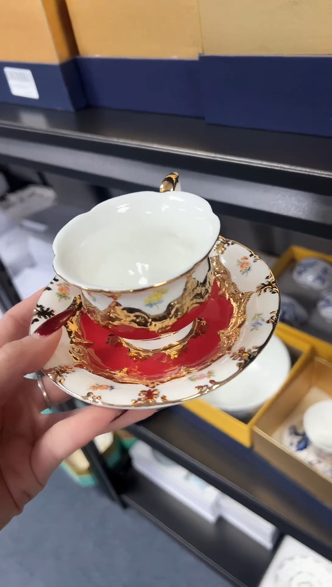 【闪购商品】瓷片新号开播不计成本欢迎点菜！